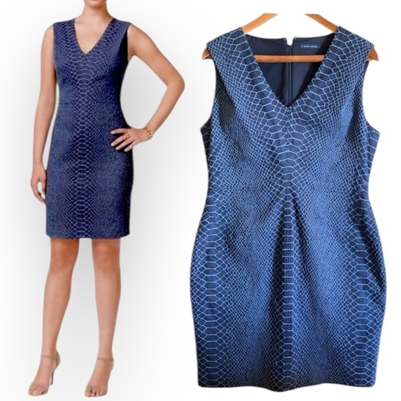 TOMMY HILFIGER Blue Snakeskin Sheath Dress Sleeveless V-Neck Medium Size 10 - Picture 1 of 16